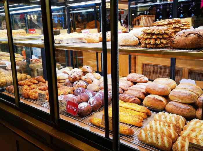 阳光粮品sunflour(群光广场店)-"种草了一段时间的面包店啦.