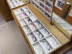 -沪睛眼镜蔡司官方授权店(金桥佳林路店)