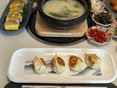 -煲王粤菜餐厅(中侨中心店)
