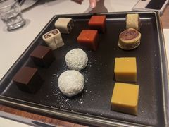 京六件-皇城根·鲁菜济南菜·吊炉烤鸭·炒鸡鱼头(济南旗舰店)