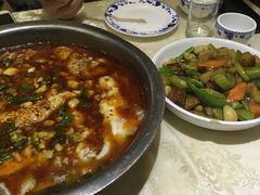 -金良酸菜鱼(宁海路总店)
