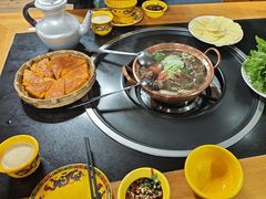 -银同牦牛肉火锅