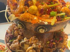 双层铜炉牛蛙拼大虾-蛙蛙叫干锅年代(簋街总店)