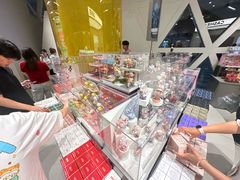 -泡泡玛特POPMART (北京超极合生汇店)