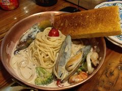 -I HOLIC艾豪丽披萨(KKone店)