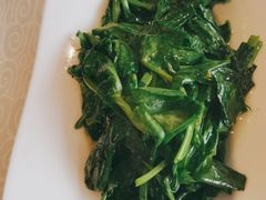 青炒豌豆尖-辣婆婆(航天桥店)