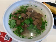 -馋三尺蟹粉小笼(人民广场店)
