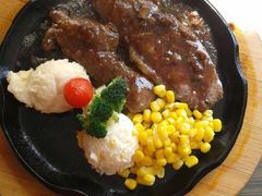 -豪客来牛排(中央花苑店)