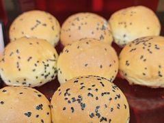 -亚龙湾希尔顿自助餐厅·海鲜·烧烤·沙滩BBQ·现场乐队