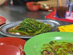 -黄亚华小食店(Jalan Alor)