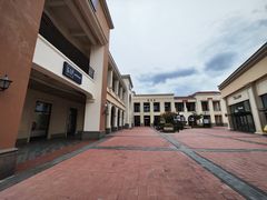 -百联奥特莱斯广场(南京店)
