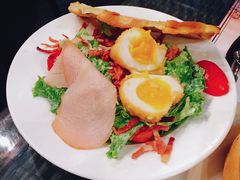 流心鸡蛋凯撒色拉-Lingo西餐厅(仙乐斯广场店)