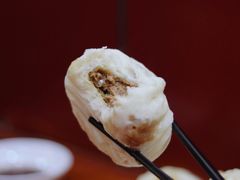 咸蛋黄超人包-老陶包子铺(南大西南村店)