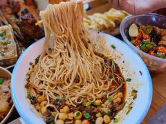 -八一好吃街·高品美食广场