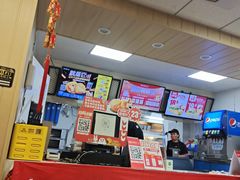 -华莱士·全鸡汉堡(财经学院店)