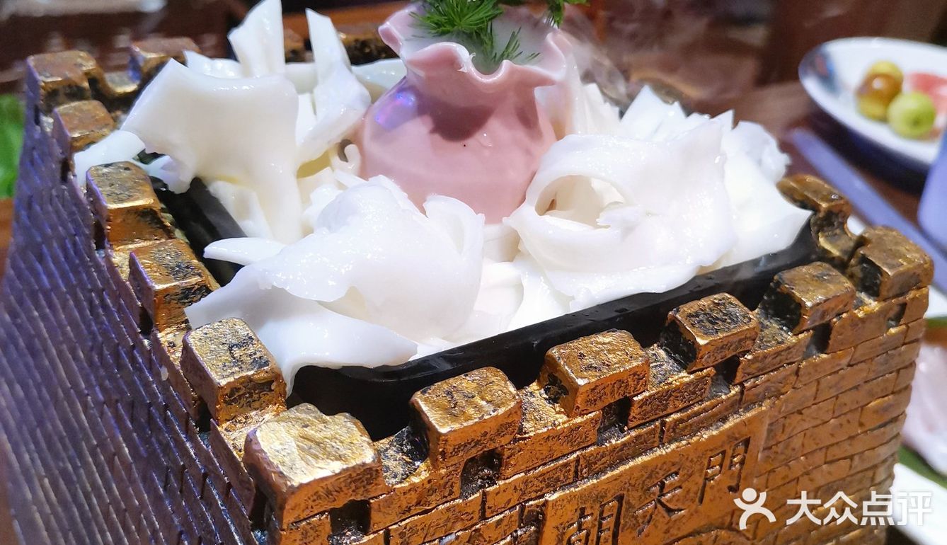 作为上海妹子淡定选择微辣烽火戏猪候