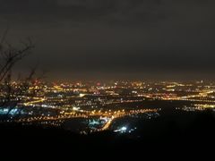 -鬼笑石后山停车场