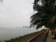 -万绿园