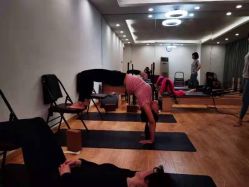 -元泉瑜伽培训学院