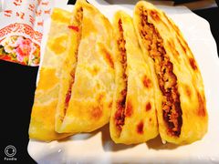 -老码头黑皮肘子锅包肉(文政街店)
