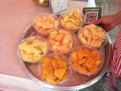 现切水果-范饭椰林川湘味海鲜·椰子鸡(三亚湾椰梦长廊店)