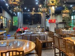 -花溪雨·森林餐厅(石基店)