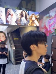 点击看大图 -藤野造型专业烫染接发