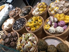 -胖东来生活广场(健康路店)