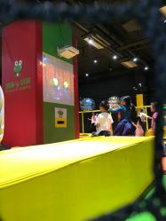 -蹦蹦跳跳(新奥购物中心店)