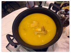 -鲜入围煮花胶鸡海鲜火锅