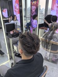 -藤野造型烫发染发