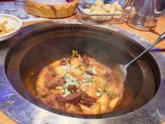 -山河屯铁锅炖·非遗东北菜(南山店)