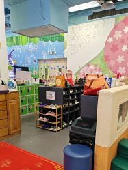 -莫莉幻想儿童乐园(三河燕郊永旺店)