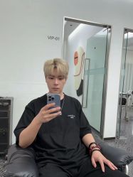 -AYO SALON