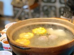 招牌牛大骨棒汤-邹开喜·小海鲜醉鸡煲·潮汕鲜切牛肉店(襄阳北路店)
