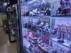 -新奇玩具工厂店