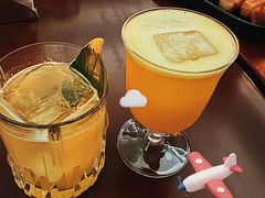 -毛毛虫酒吧