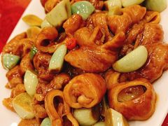 腊八蒜烧肥肠-东四民芳餐厅(世茂工三店)