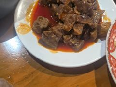 -爆炸头阿姨小四川正宗川味小吃(无任何分店)