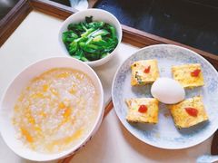 -鲸育宝宝月嫂(徐汇店)
