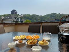 -上海龙吴水胜海发市场