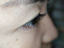 -猫小姐美发美甲造型店