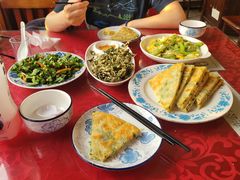 -回头客餐厅·家的味道农家菜·虹鳟鱼·铁锅炖(雁栖湖店)