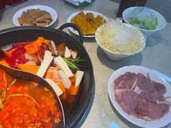 -赵美丽·重庆社区火锅·直营店(火车东站·中豪国际店)