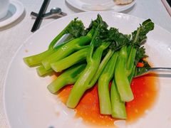白灼香港芥兰-御宝轩(益丰·外滩源店)
