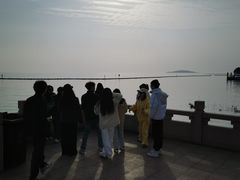 -麓舍全景太湖温泉别墅团建拓展会议亲子