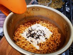 -肉甲韩国木炭烤肉(新壹街1店)