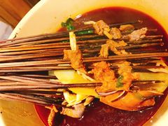 串串香-拈签一笑黄牛肉辣卤串串