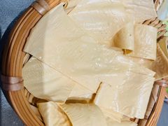 -阿婆情腊排骨火锅·野生菌季(古城旗舰店)