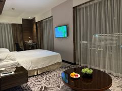 -上海虹桥西郊假日酒店